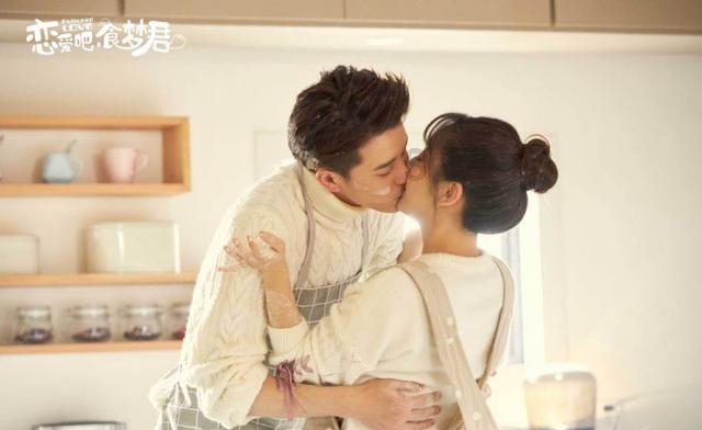 逃离快乐小镇